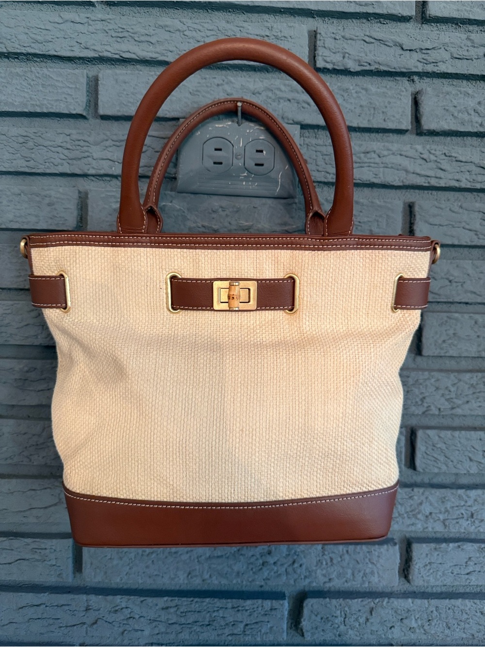 Talbots straw bag with hundred 100% genuine leather trim